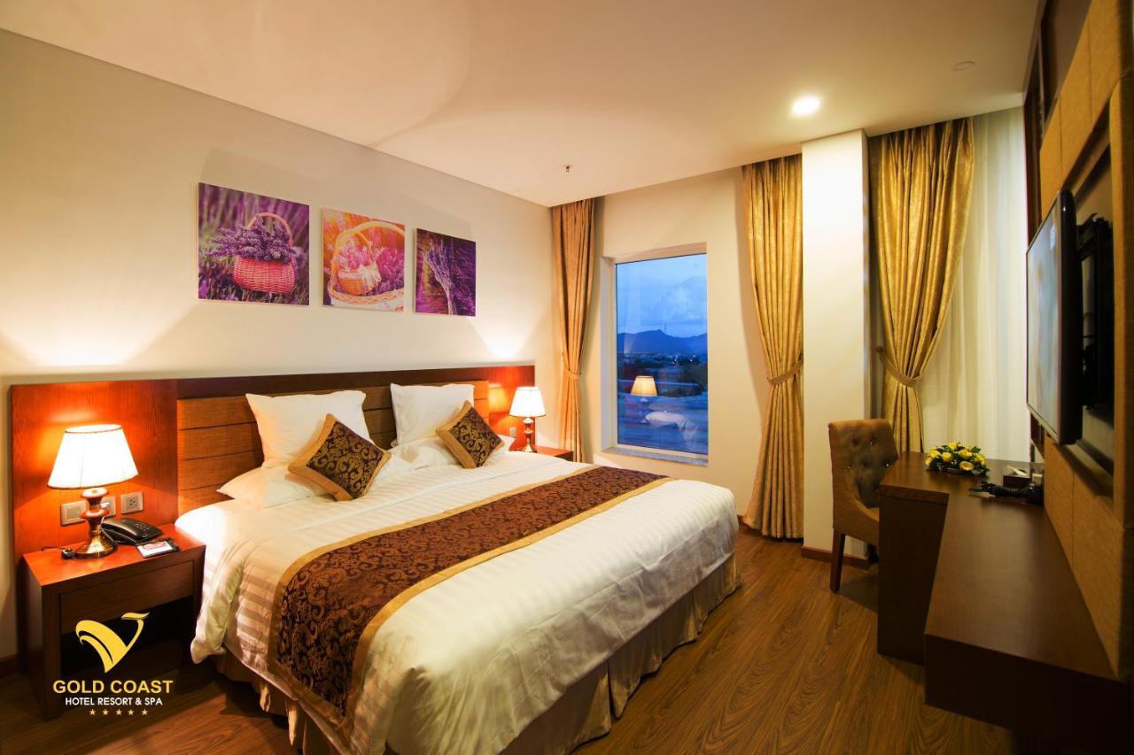 Gold Coast Hotel Resort & Spa Dong Hoi Exteriör bild